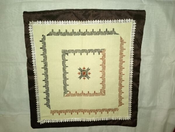 Embroidered Decorative Table Mat